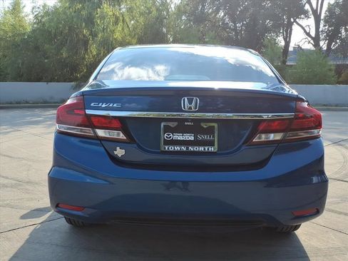 Used 2015 Honda Civic LX image 4