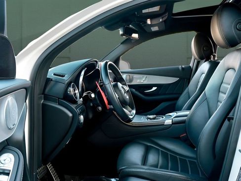 Used 2019 Mercedes-Benz GLC 43 AMG 4MATIC Coupe image 15
