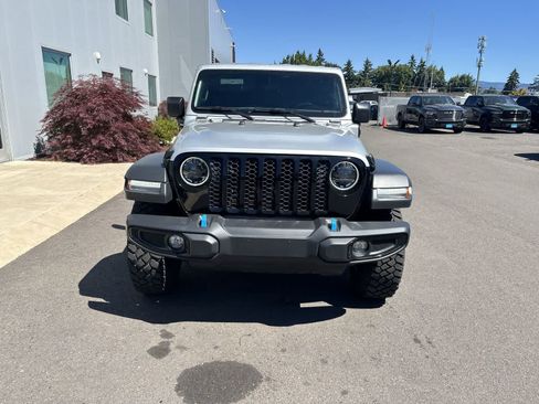 Used 2023 Jeep Wrangler Unlimited AWD/4WD image 8