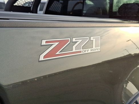 Used 2018 Chevrolet Colorado Z71 image 30