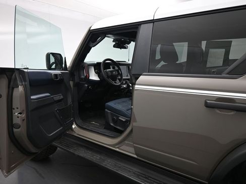 New 2026 Ford Bronco Heritage Edition AWD/4WD image 8