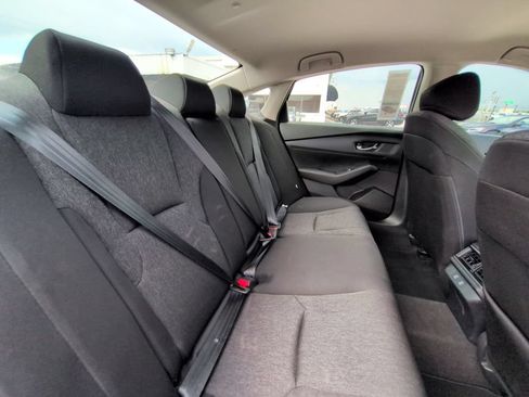 Used 2025 Honda Accord LX image 29