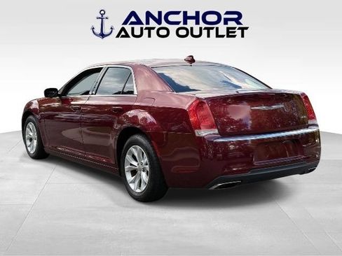 Used 2015 Chrysler 300 Limited w/ 300 Premium Group RWD image 6