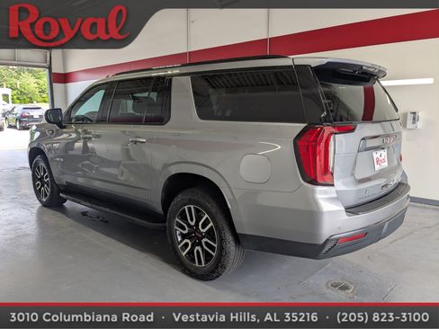 Used 2023 GMC Yukon XL AT4 w/ LPO, Floor Liner Package AWD/4WD image 2