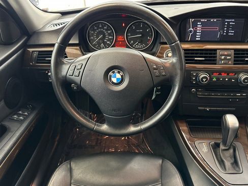 Used 2011 BMW 335d Sedan image 27