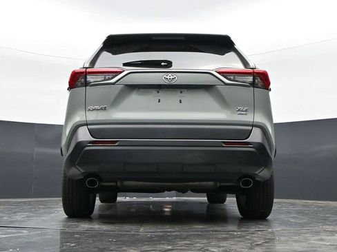 Used 2019 Toyota RAV4 XLE Premium w/ Cold Weather Package AWD/4WD image 40