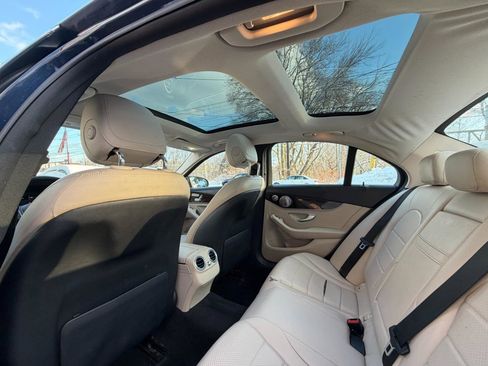Used 2015 Mercedes-Benz C 300 4MATIC Sedan image 21