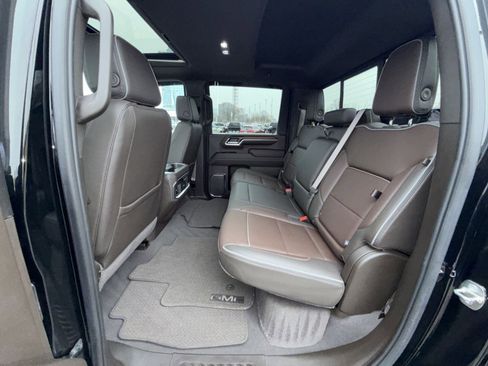 Used 2024 GMC Sierra 2500 Denali w/ Denali Reserve Package image 25