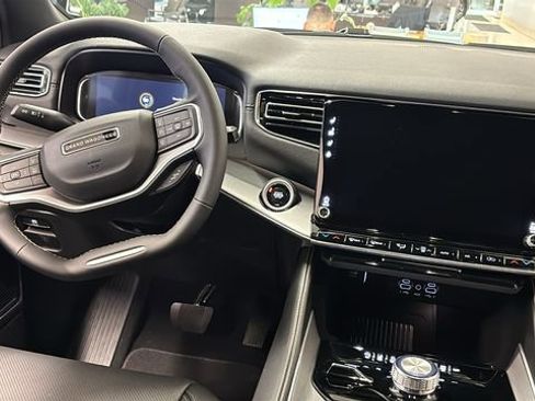 New 2026 Jeep Grand Wagoneer 4WD image 8