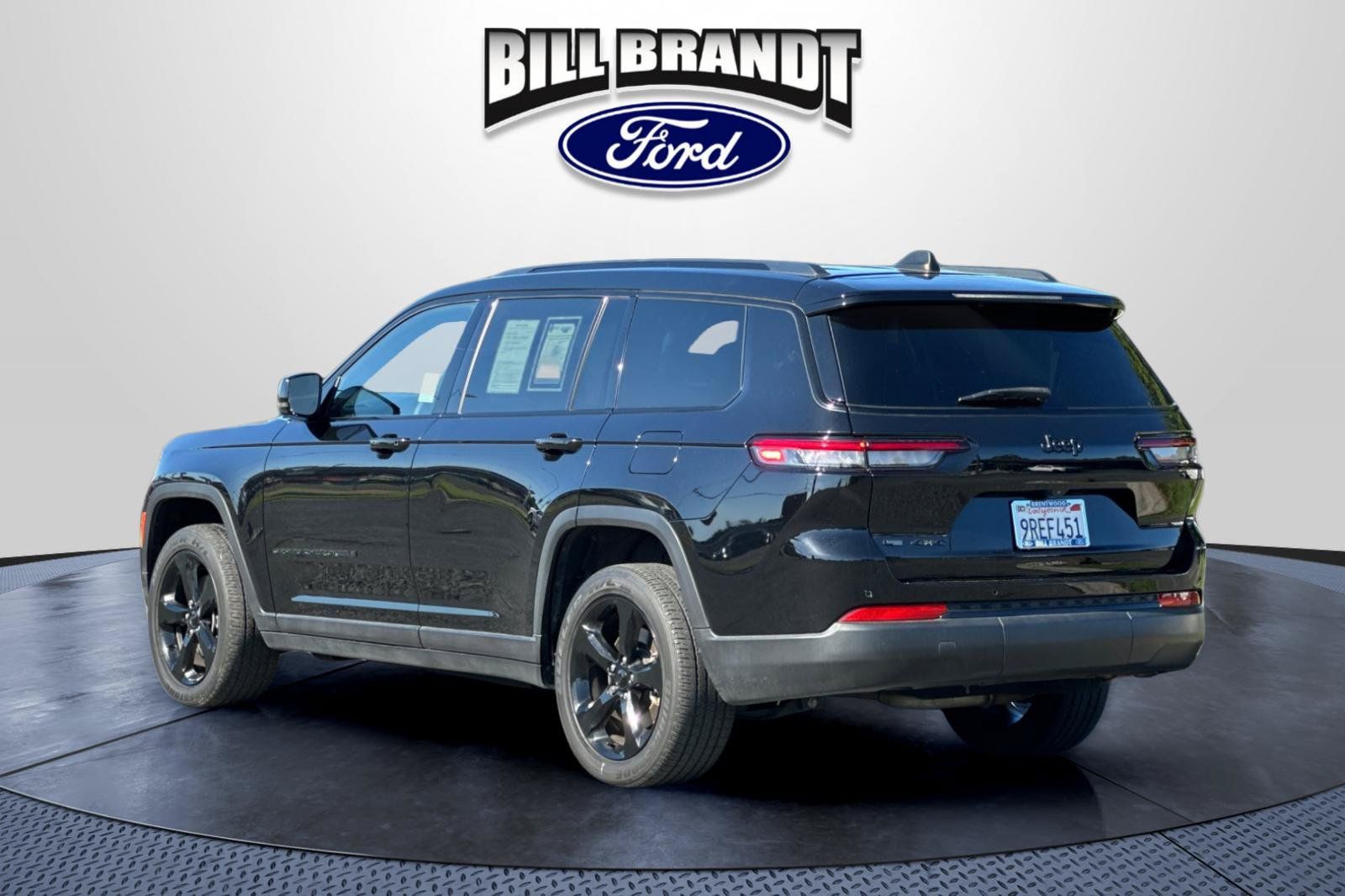Used 2023 Jeep Grand Cherokee L Laredo AWD/4WD image 5