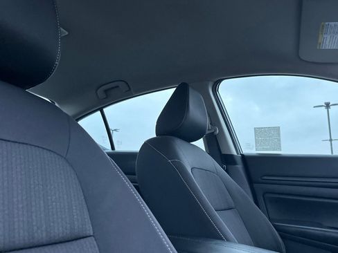 Used 2022 Nissan Altima 2.5 S image 16