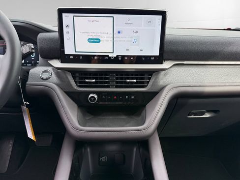 New 2026 Ford Explorer Platinum RWD image 11