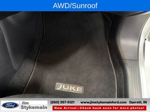 Used 2015 Nissan Juke SV w/ Technology Package AWD/4WD image 35
