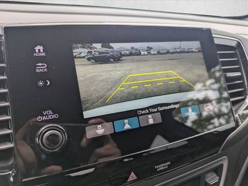 Used 2024 Honda Passport EX-L image 12