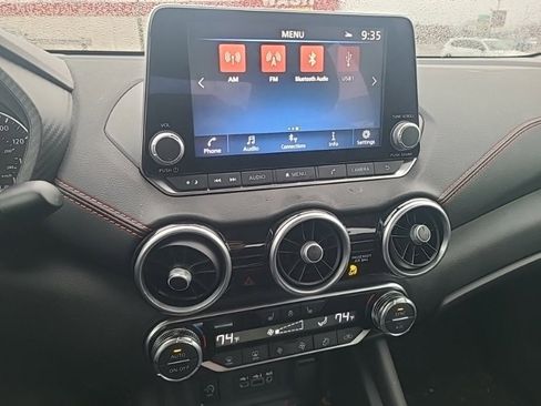 Used 2024 Nissan Sentra SR w/ SR Premium Package image 15