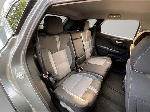 Used 2025 Chevrolet Blazer LT AWD/4WD image 27