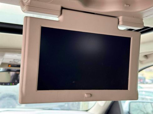 Used 2019 Chevrolet Tahoe LT image 40