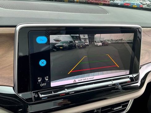 New 2025 Volkswagen Atlas SE image 20