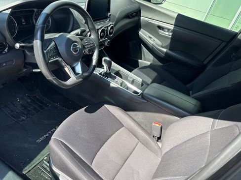 Used 2023 Nissan Sentra SV FWD image 14