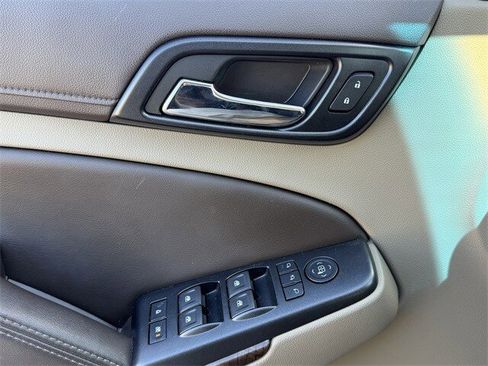 Used 2018 Chevrolet Tahoe LT image 26
