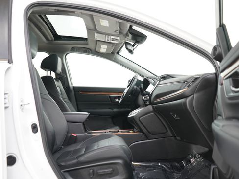 Used 2021 Honda CR-V Touring image 11