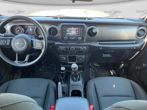 Used 2021 Jeep Wrangler Sport AWD/4WD image 10