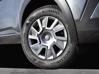 New 2026 Nissan Kicks S