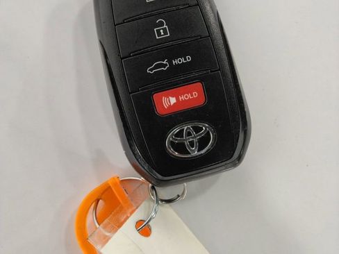 Used 2025 Toyota Camry SE image 46