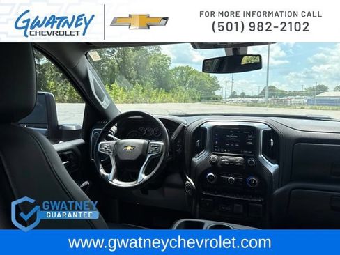 Used 2020 Chevrolet Silverado 2500 LTZ w/ Z71 Off-Road Package AWD/4WD image 30