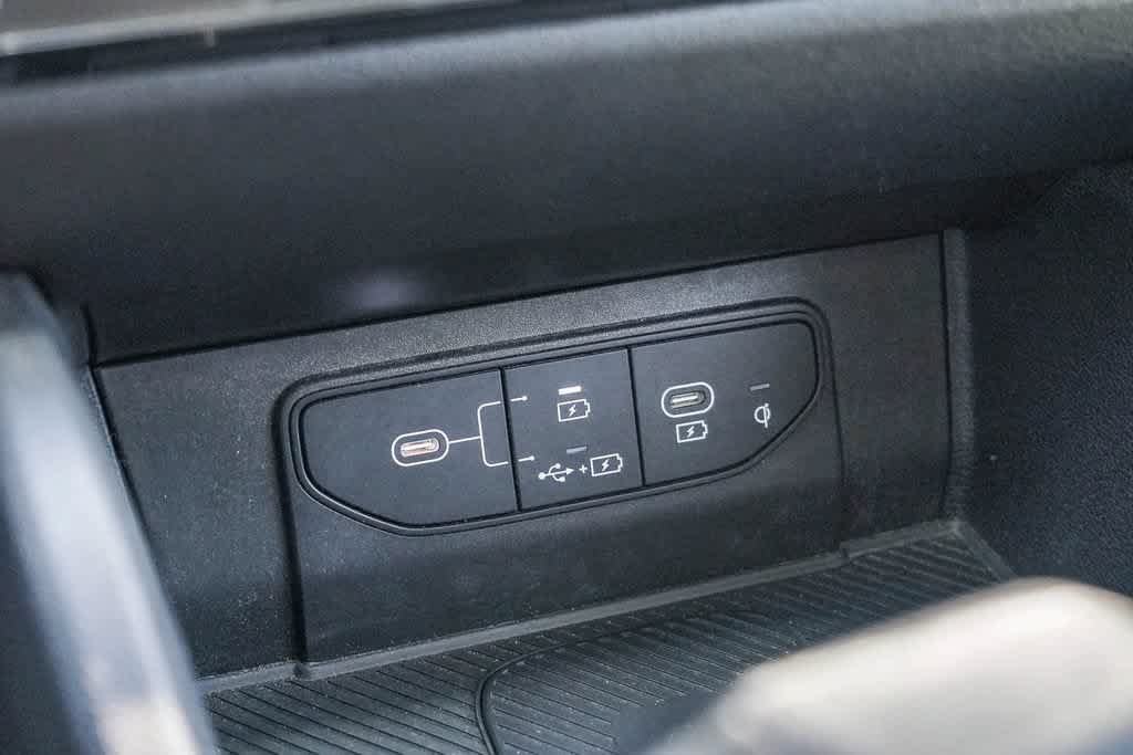 Used 2026 Kia Sportage EX FWD image 21