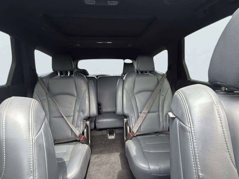 Used 2023 Buick Enclave Essence w/ Experience Buick Package image 16