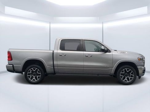 Used 2025 RAM 1500 Laramie AWD/4WD image 2