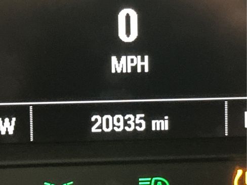 Used 2023 Chevrolet TrailBlazer ACTIV image 8