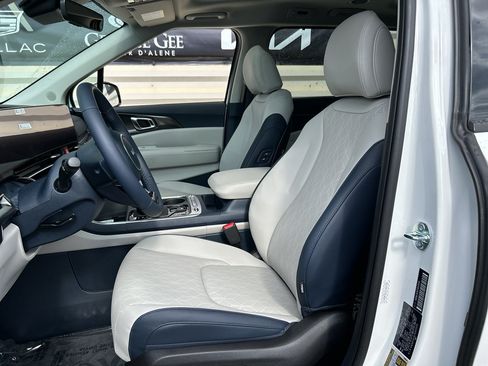 New 2026 Kia Carnival SX FWD image 9