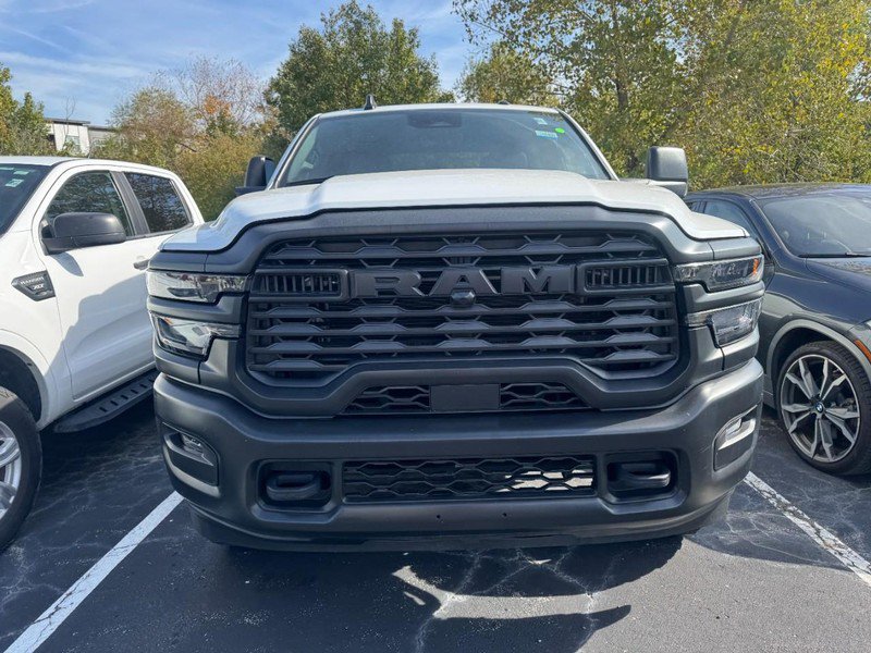 Used 2025 RAM 2500 Tradesman AWD/4WD image 3