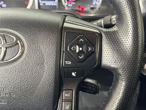 Certified 2024 Toyota 4Runner TRD Off-Road Premium image 18