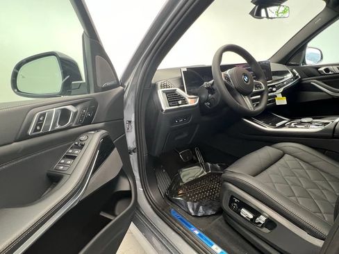 Used 2026 BMW X5 sDrive40i w/ M Sport Package RWD image 22