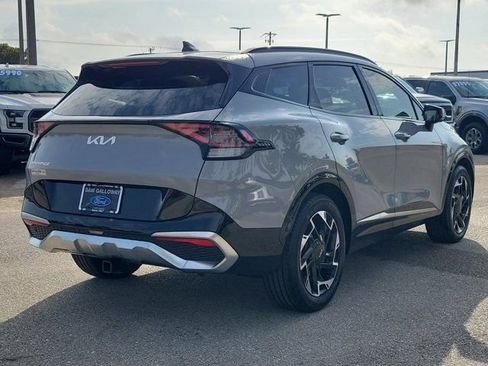 Used 2025 Kia Sportage SX image 6