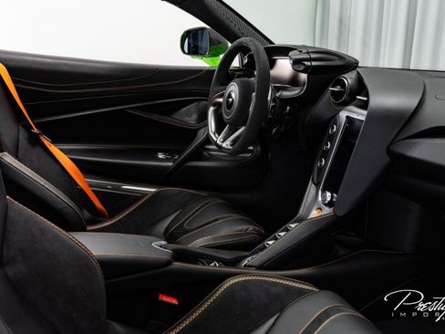 Used 2025 McLaren 750S Spider image 68