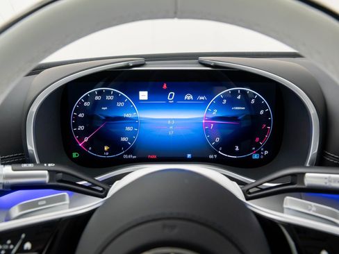 New 2026 Mercedes-Benz Maybach SL 680 image 21