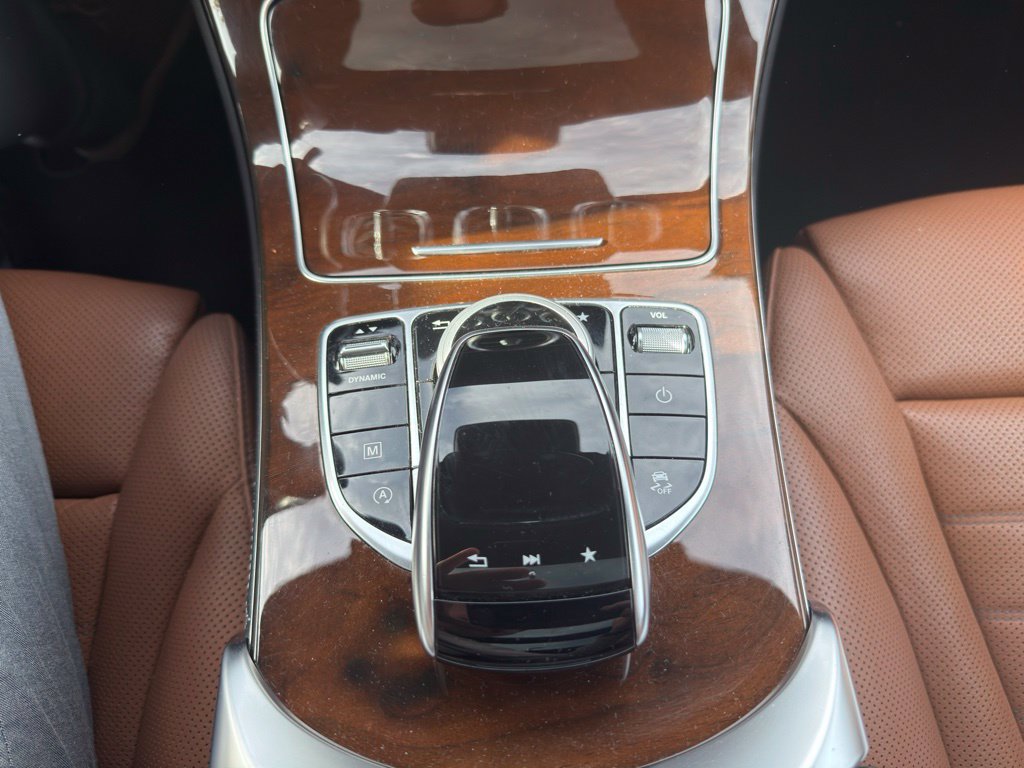 Used 2019 Mercedes-Benz GLC 300 4MATIC image 22