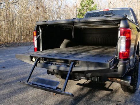 Used 2019 Ford F250 Lariat w/ Lariat Ultimate Package image 30