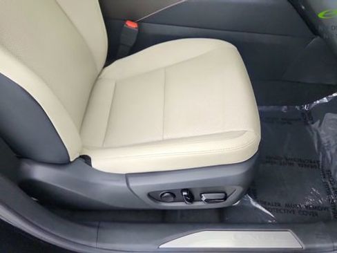 Used 2024 Lexus RX 350 FWD w/ Technology Package image 23