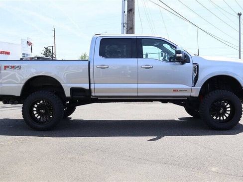 Used 2023 Ford F350 Platinum w/ FX4 Off-Road Package AWD/4WD image 6