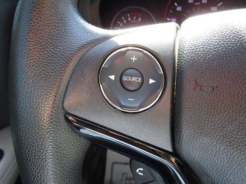 Used 2019 Honda HR-V LX image 13