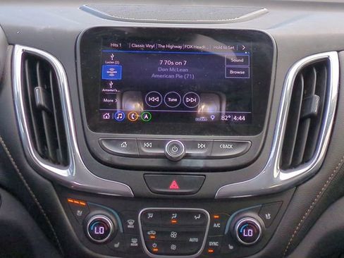 Used 2020 Chevrolet Equinox Premier image 19