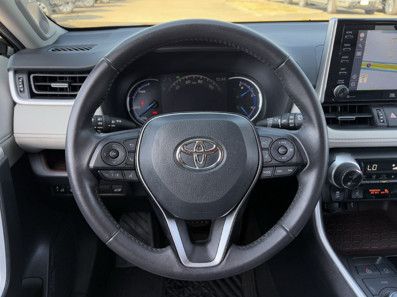 Used 2021 Toyota RAV4 Limited AWD/4WD image 12