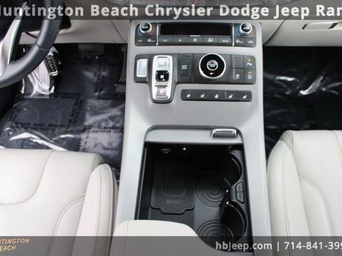 Used 2022 Hyundai Palisade Limited image 12