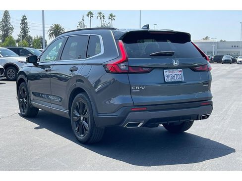 Certified 2023 Honda CR-V Sport Touring image 3