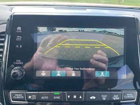 Used 2018 Honda Odyssey Touring image 27